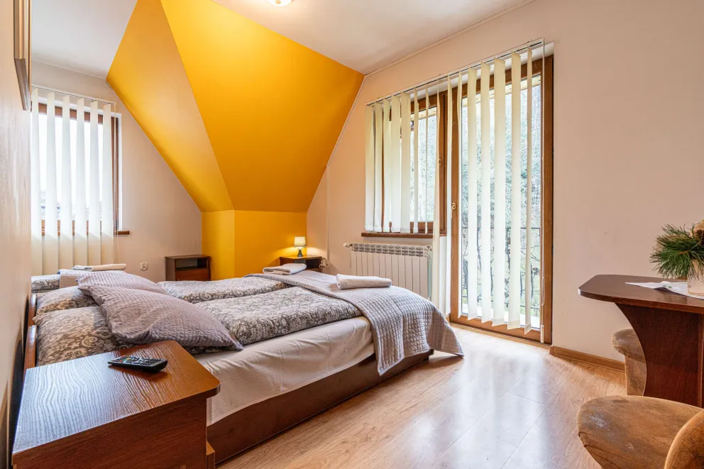 Pokój trzyosobowy nr:13
