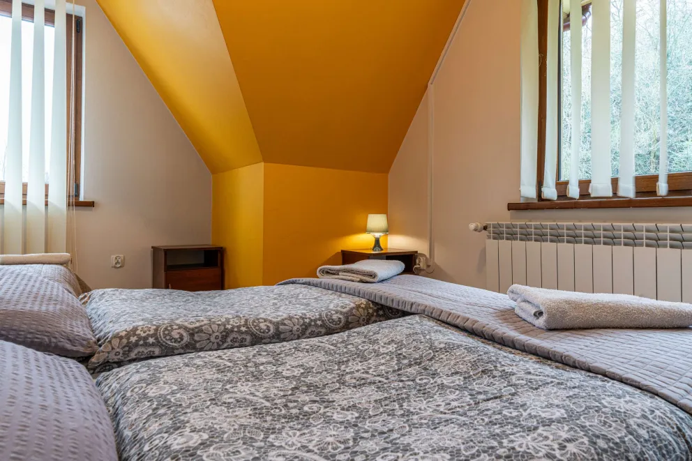 Pokój trzyosobowy nr:13