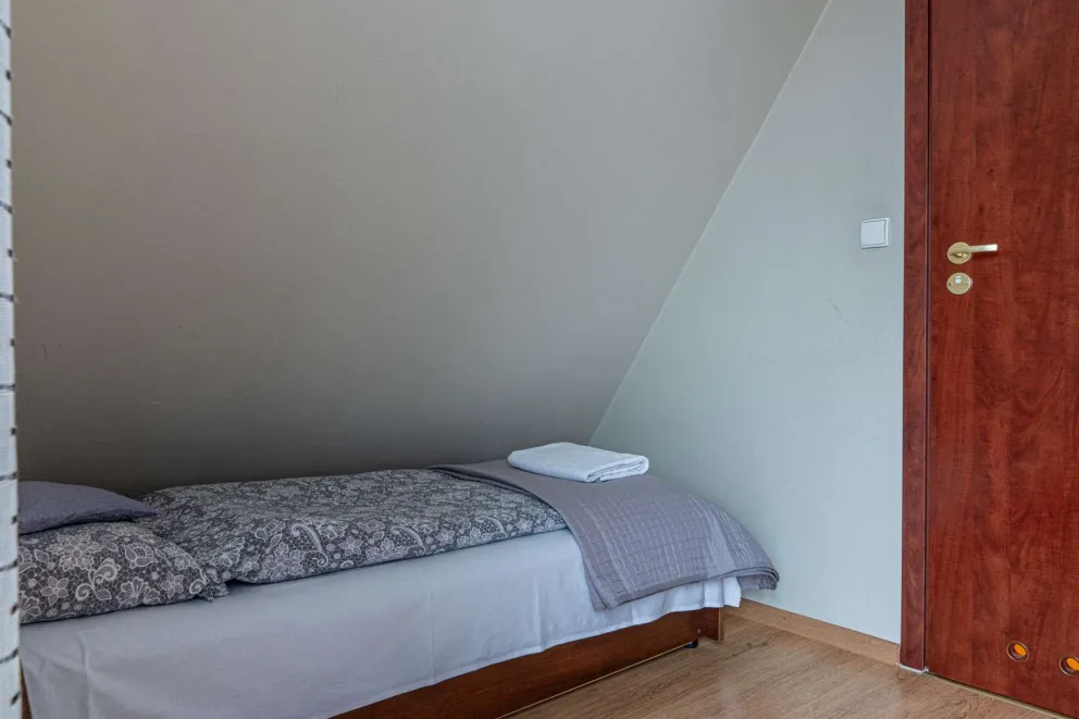 Pokój trzyosobowy nr:21