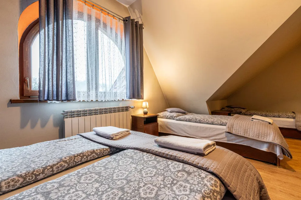 Pokój czteroosobowy nr:22