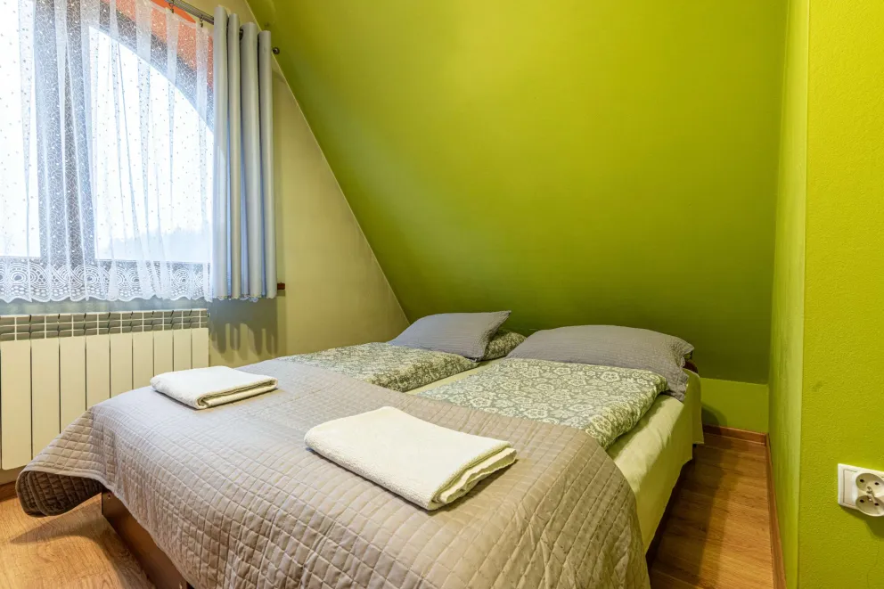 Pokój trzyosobowy nr:17