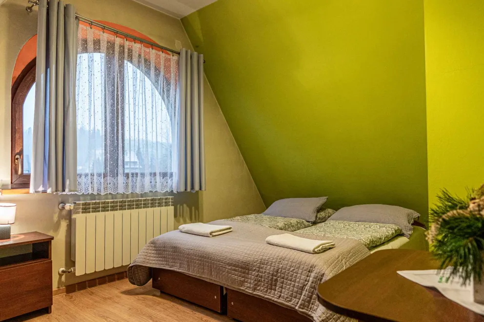 Pokój trzyosobowy nr:17